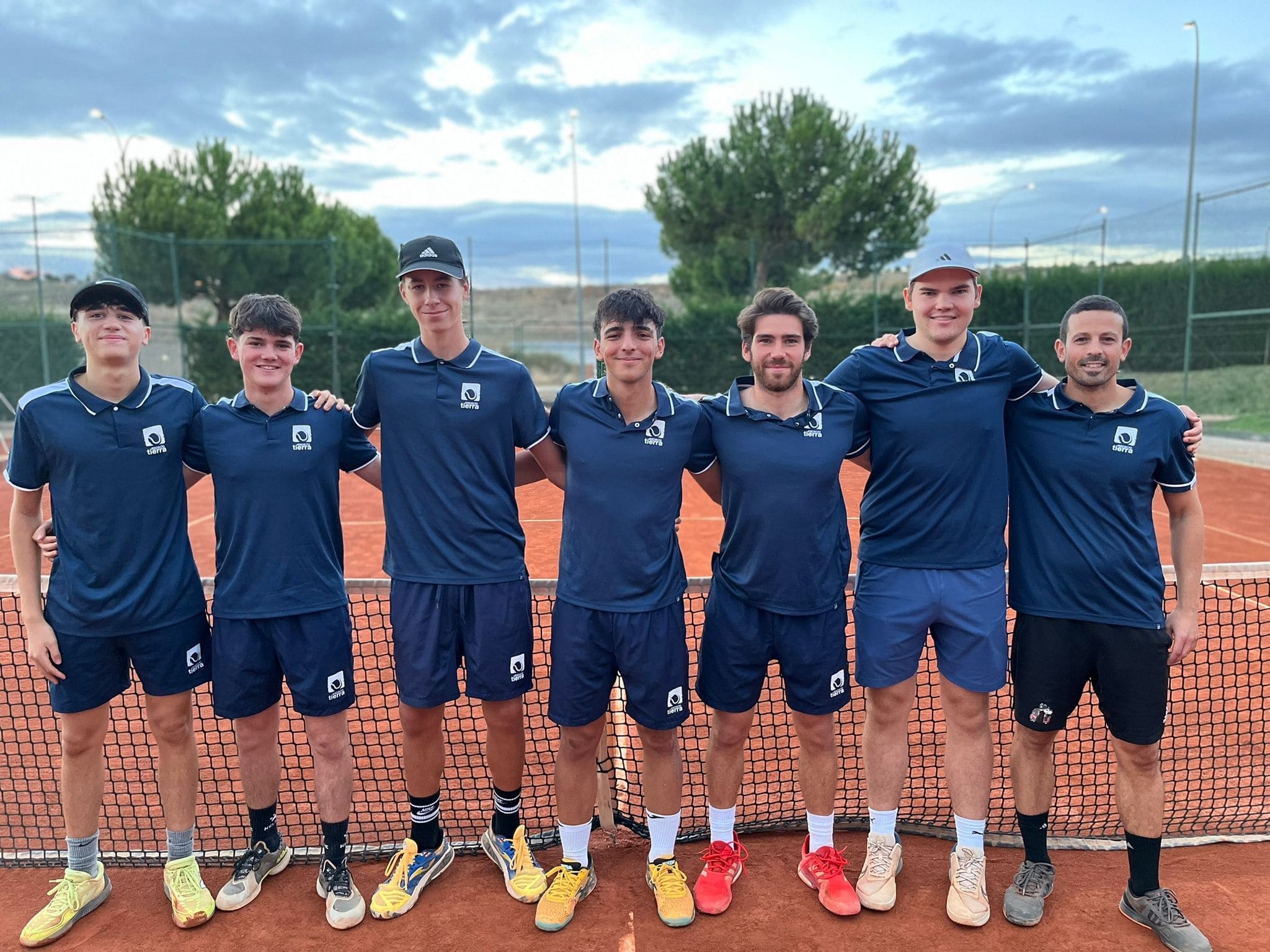 Tenis: Espacio Tierra hace historia y avanza a semifinales en la fase de ascenso del Campeonato de España por equipos