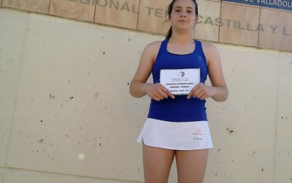 Julia Navajo, campeona de Castilla y León de Tenis en la categoría Junior